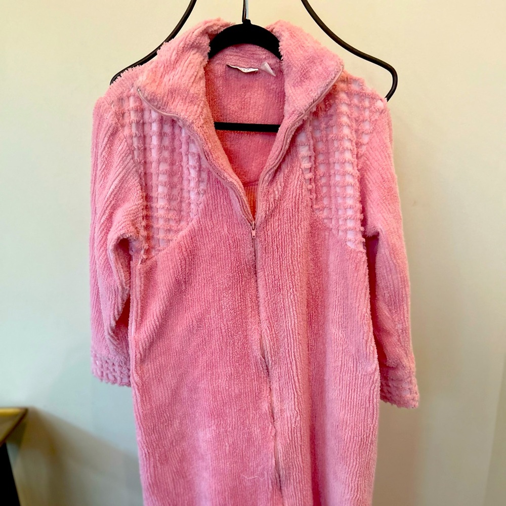 VINTAGE Pink Cotton Terry Cloth Zip Front Robe S/M